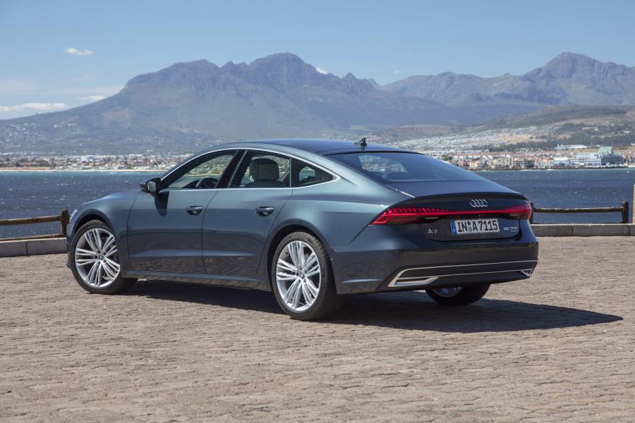  Audi A7 Sportback 55 TFSI Quattro 2018 года  (WW) (фото 11 из 16)